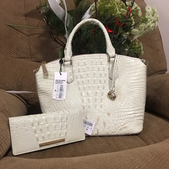 Brahmin Crystal duxbury and wallet - Picture 3 of 7